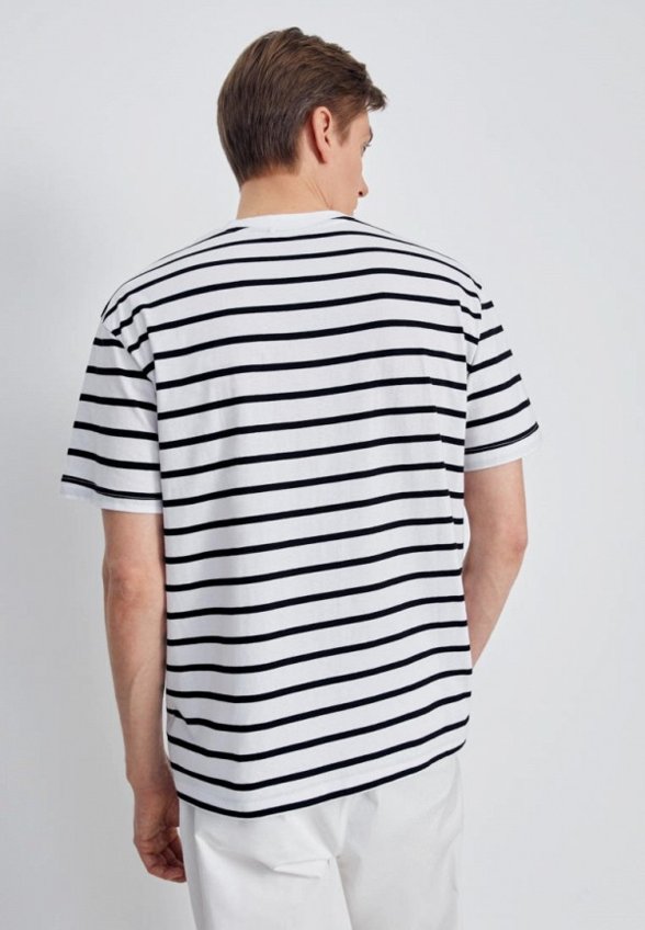 Футболка Finn Flare