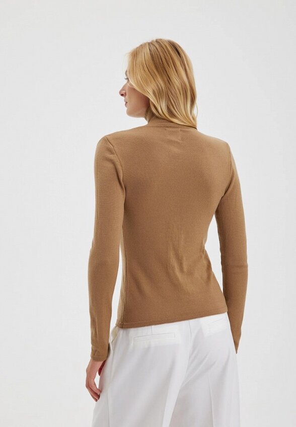 Водолазка Red Cardigan