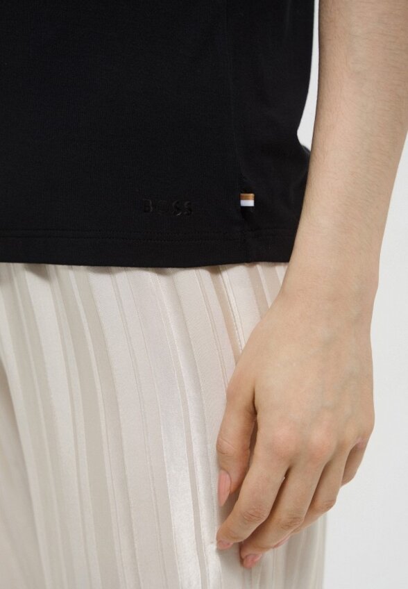 Футболка Boss