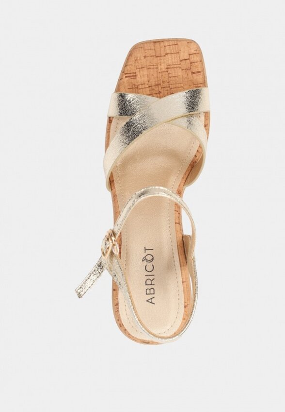 Босоножки Abricot