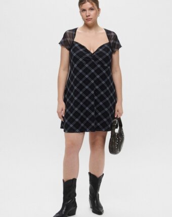 Платье H&M женщинам