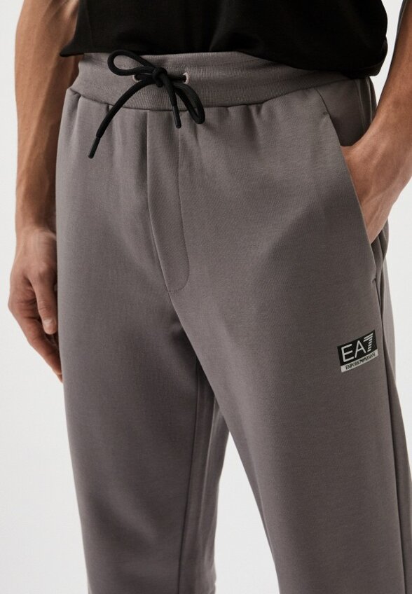 Брюки спортивные EA7