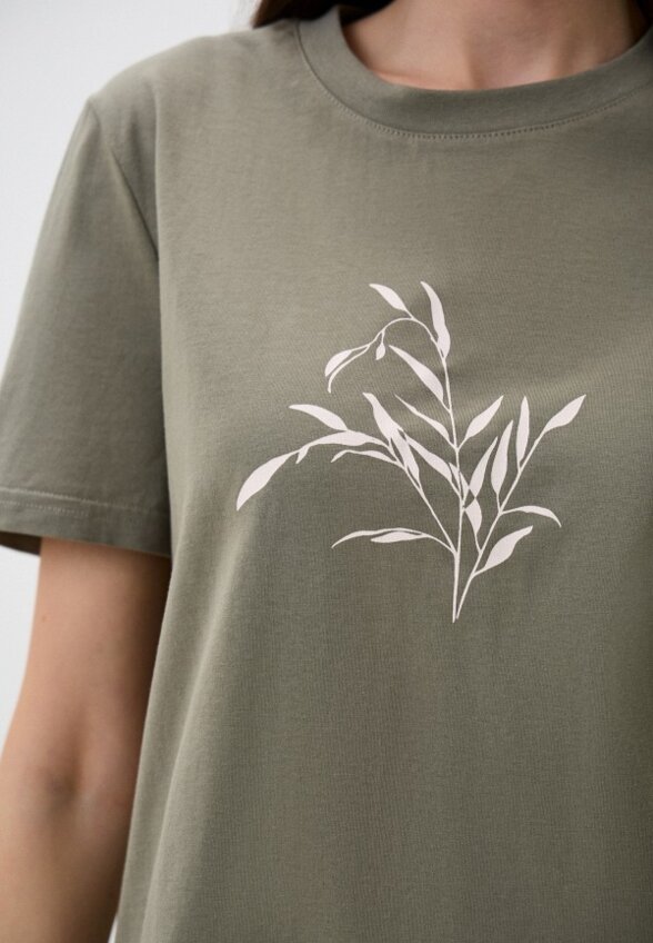 Футболка Zarina