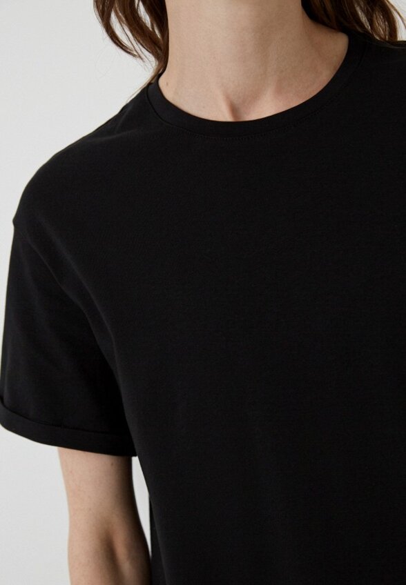 Футболка All We Need