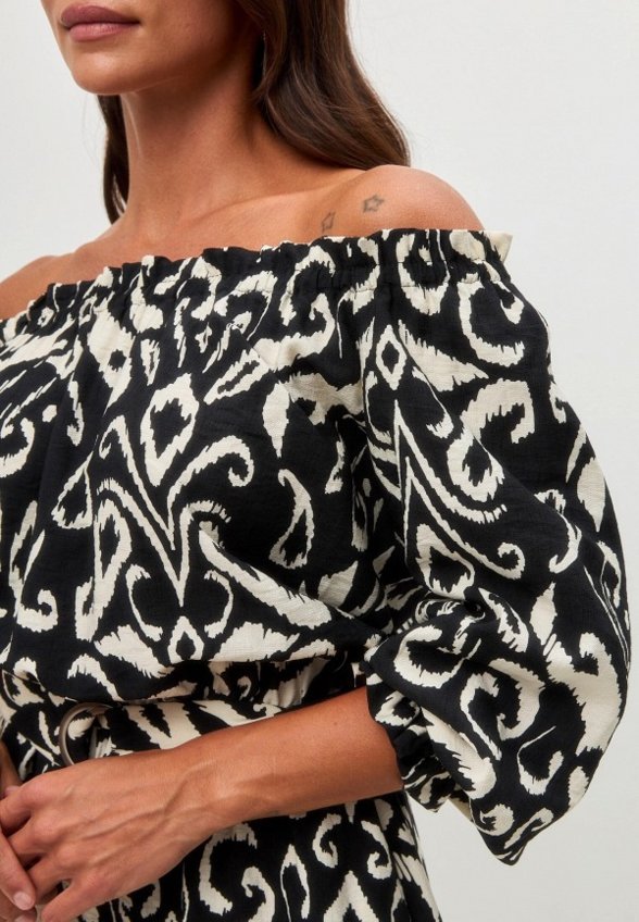 Платье Noele Boutique