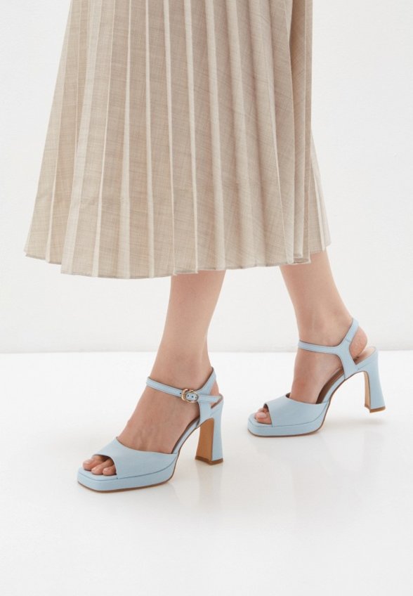 Босоножки Valley