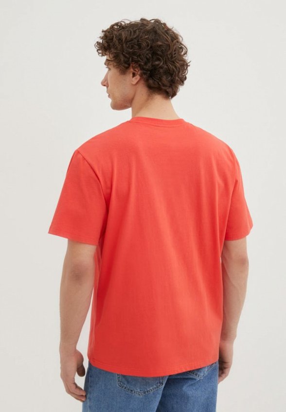 Футболка Finn Flare