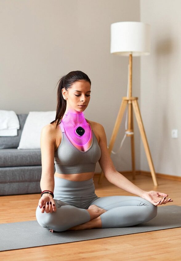 LED-маска для лица и шеи Foreo