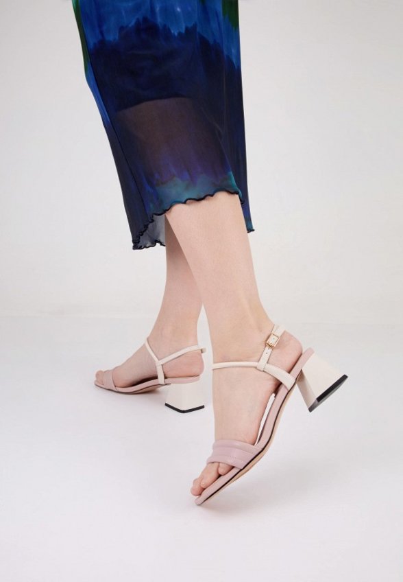 Босоножки Berkonty