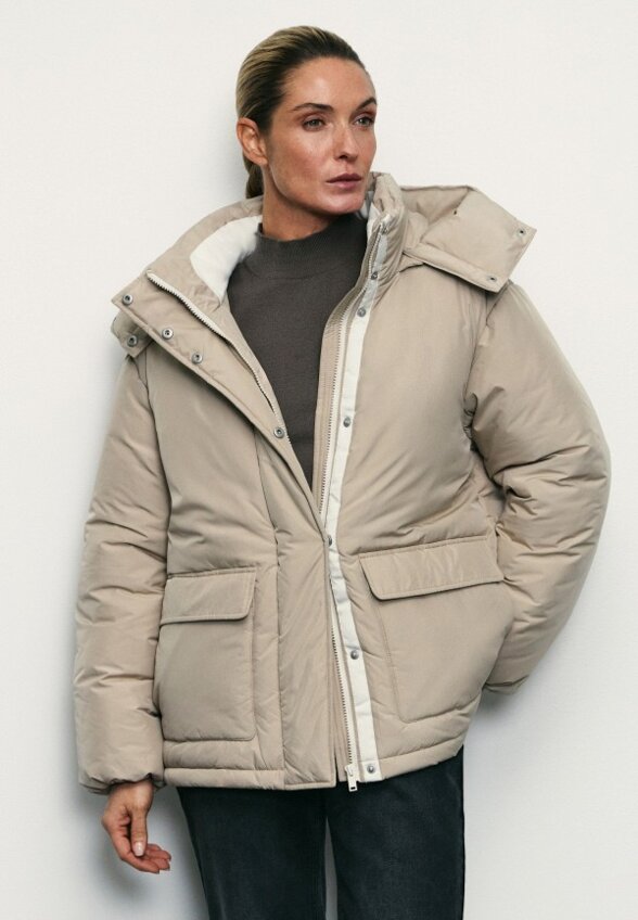 Пуховик Zarina