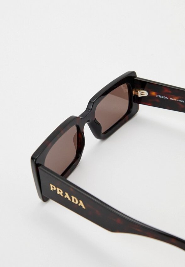 Очки солнцезащитные Prada