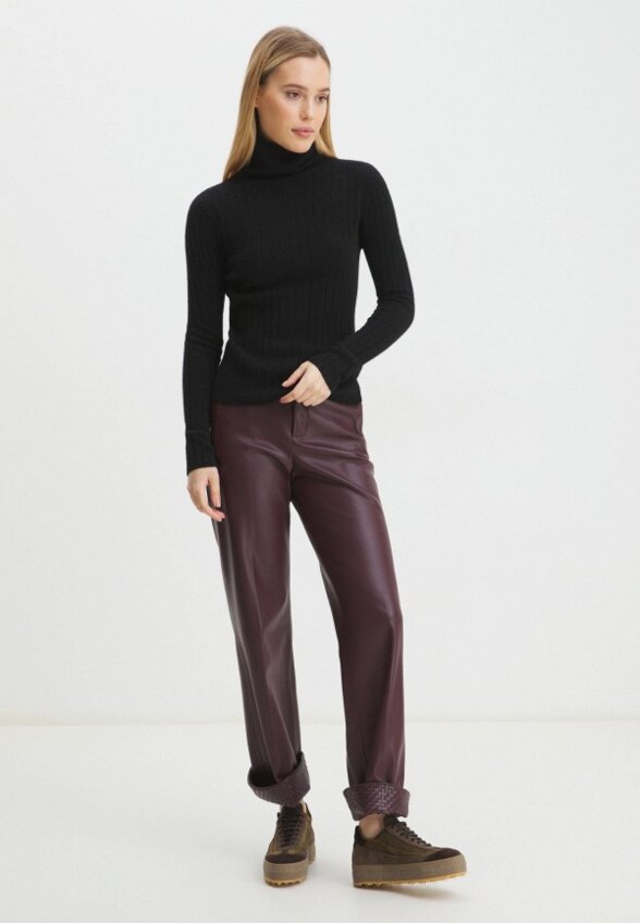 Водолазка Maison David