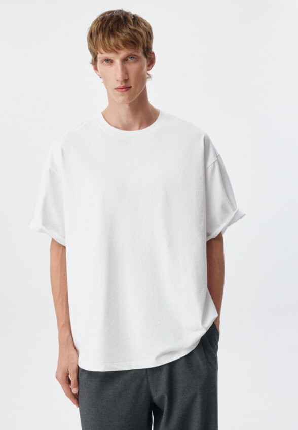Базовая футболка MAX OVERSIZE FIT