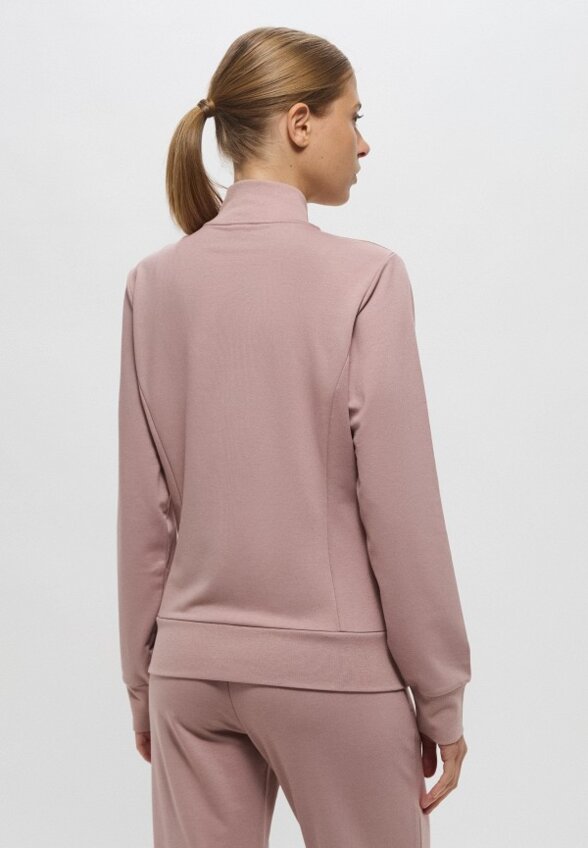 Олимпийка EA7