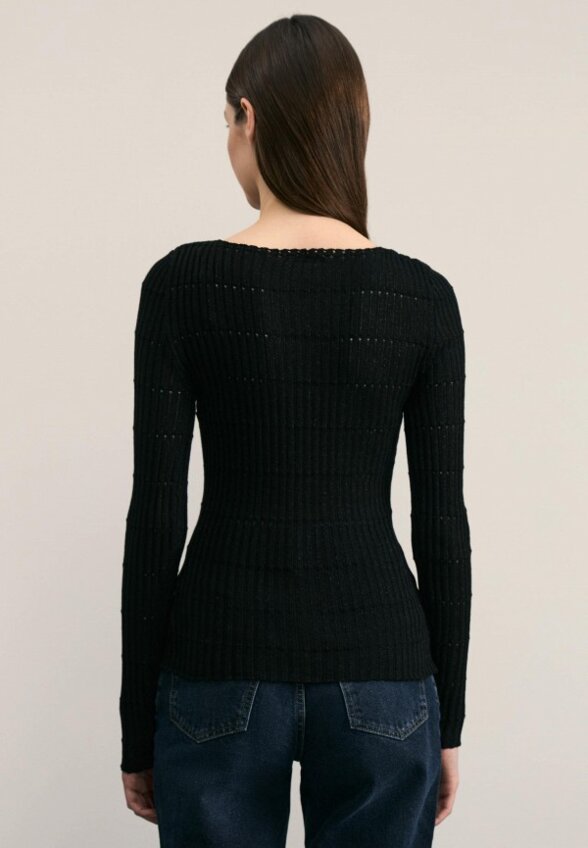 Джемпер Zarina