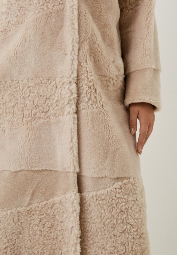 Пальто меховое Le Monique