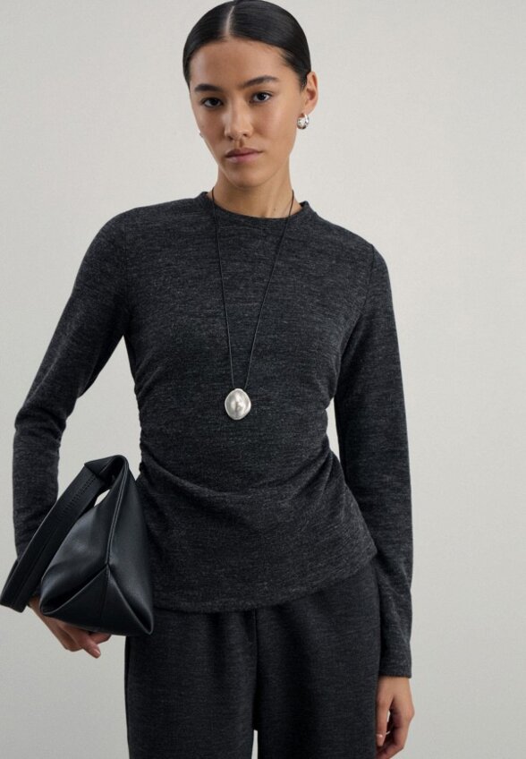 Джемпер Zarina