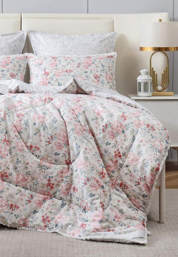 Постельное белье Семейное Sofi De Marko