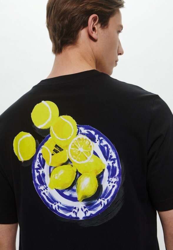 Футболка adidas