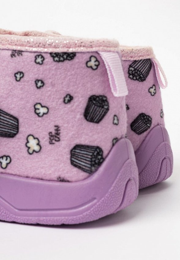 Тапочки Tikkago