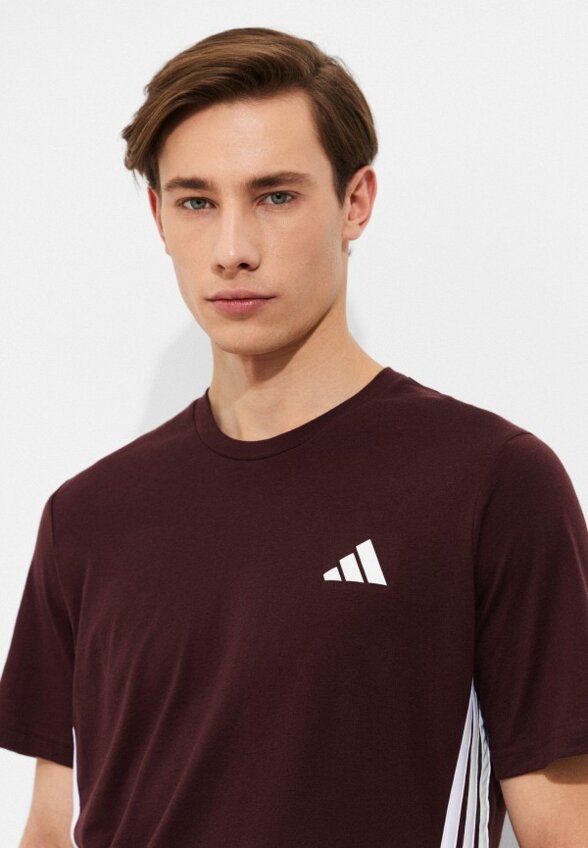 Футболка спортивная adidas