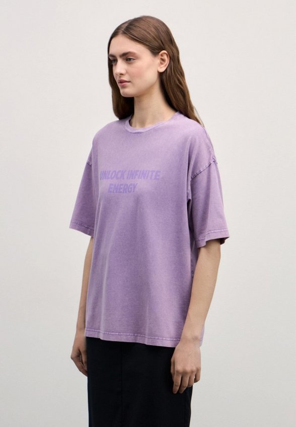 Футболка Zarina