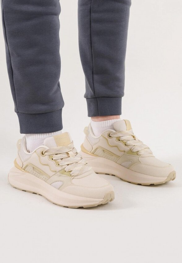 Кроссовки Baasploa