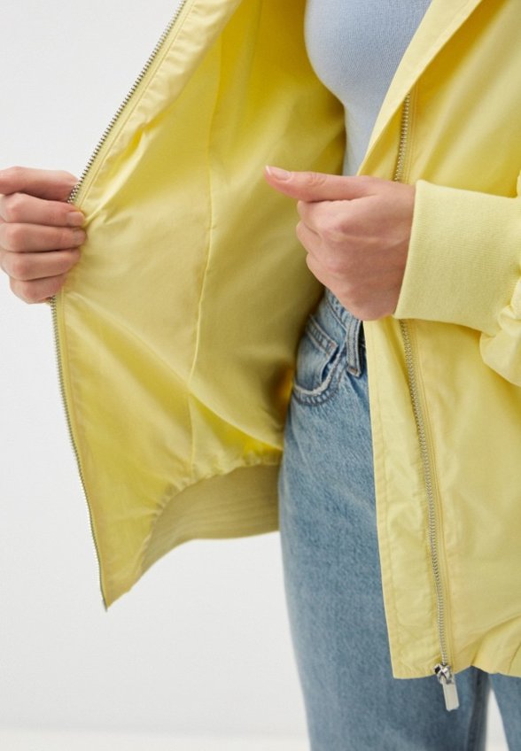 Бомбер Снежная Королева