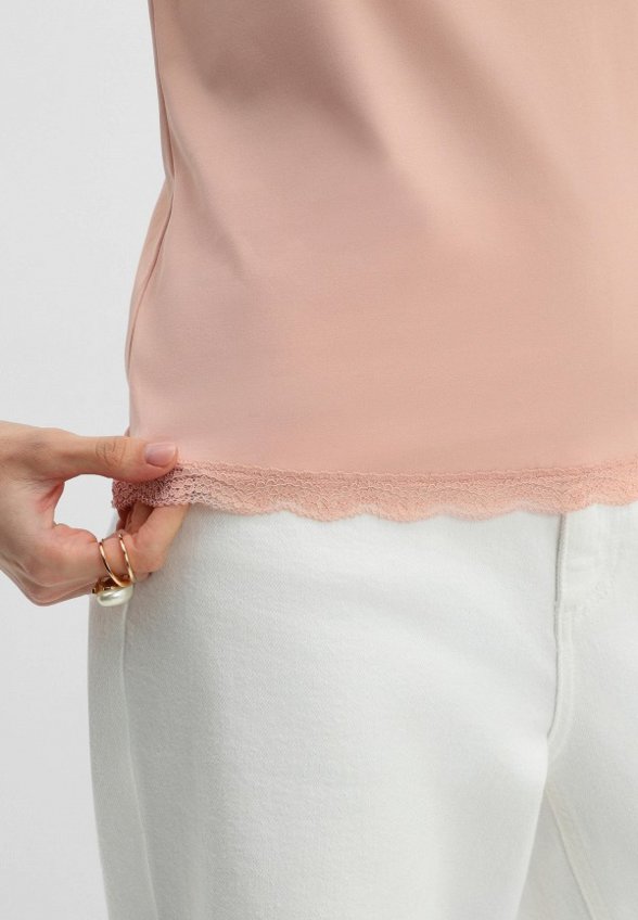 Майка Lilly Bennet