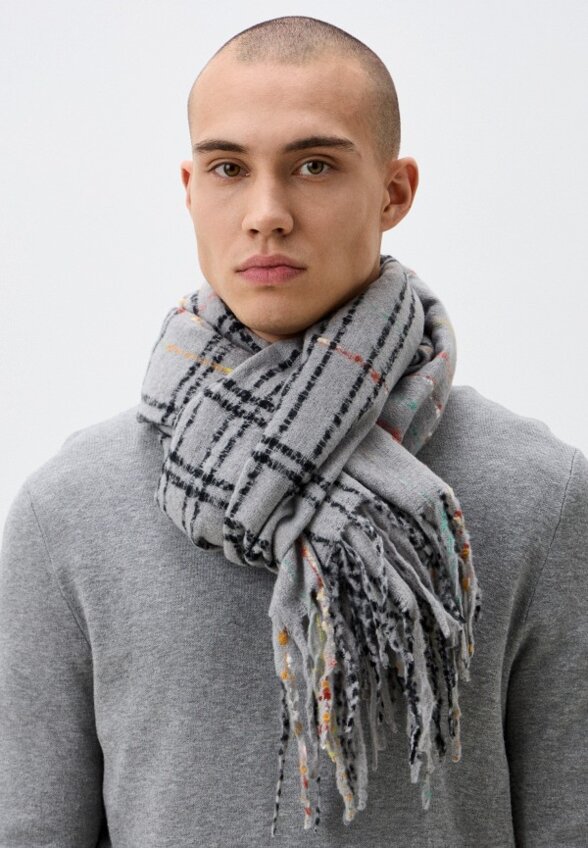 Палантин Emblem