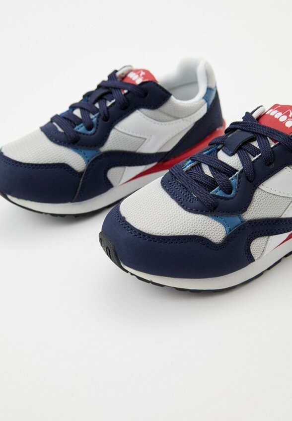 Кроссовки Diadora