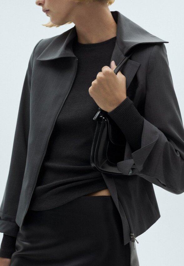 Лонгслив Mango