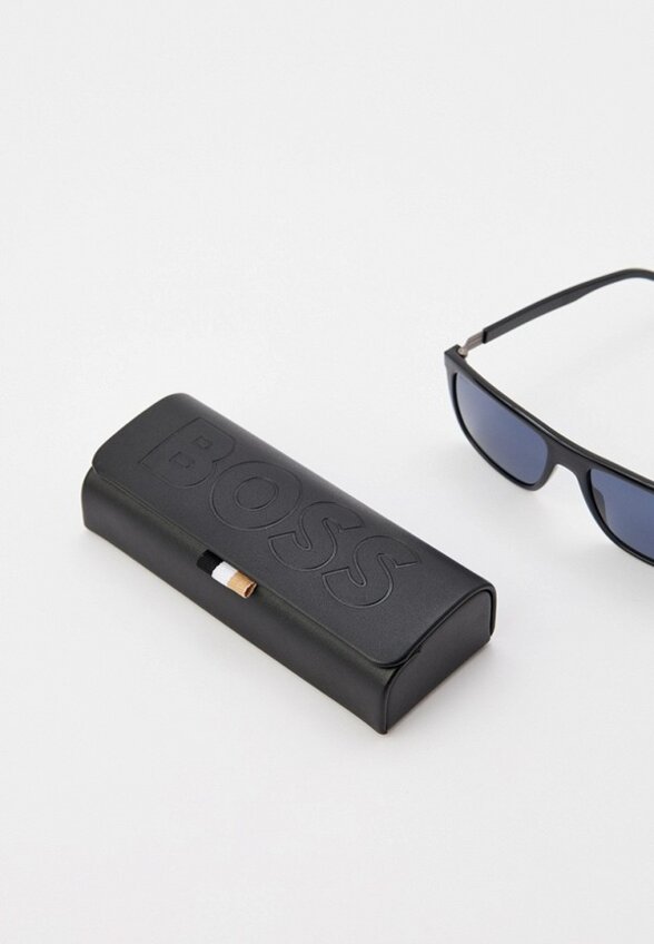 Очки солнцезащитные Boss