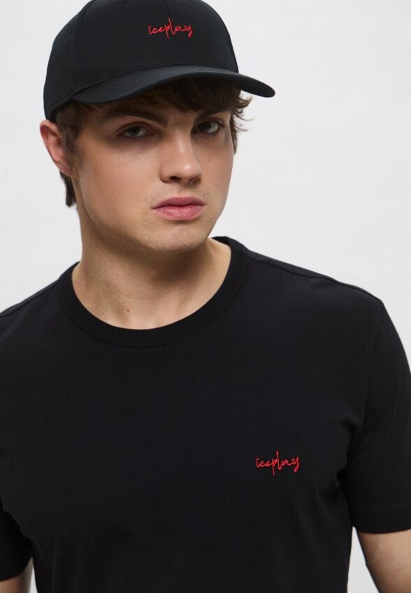 Футболка Ice Play