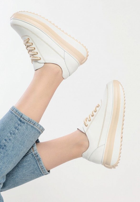 Кроссовки Gut