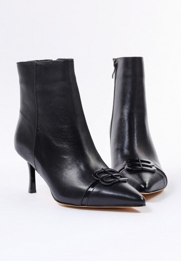 Ботильоны Gut