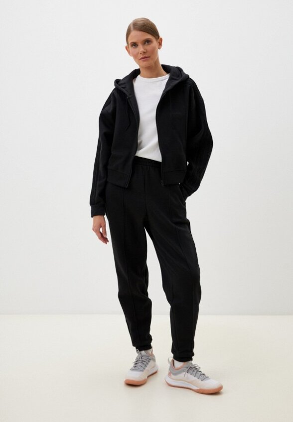 Костюм спортивный adidas