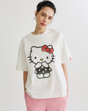 Футболка оверсайз с принтом Hello Kitty женщинам