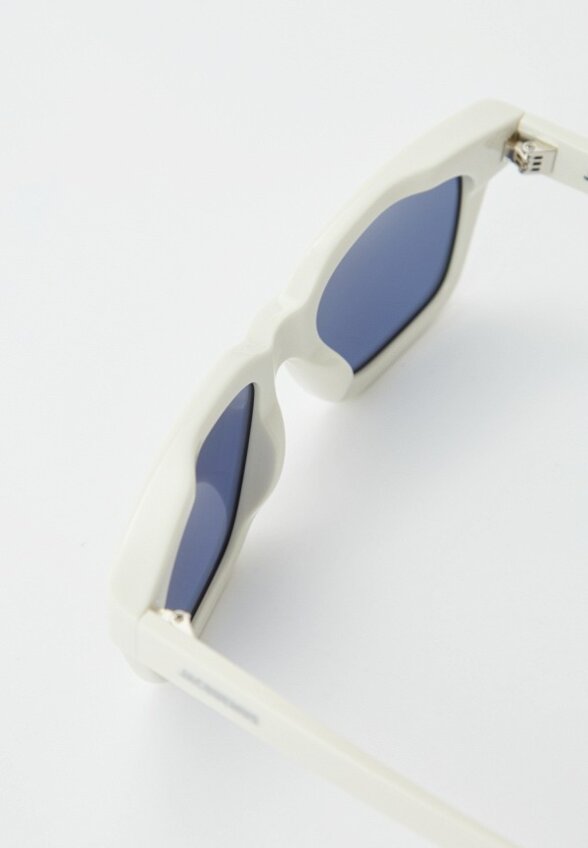 Очки солнцезащитные Jacquemus