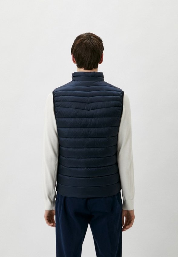 Жилет утепленный Boss