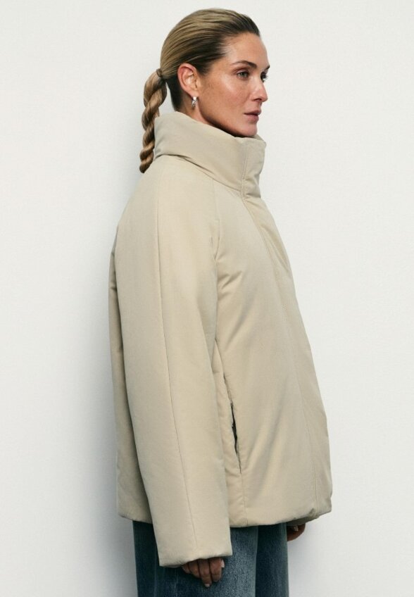 Куртка утепленная Zarina