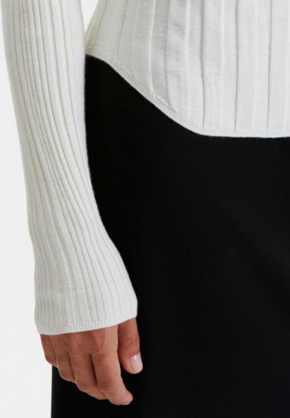 Джемпер M.Reason