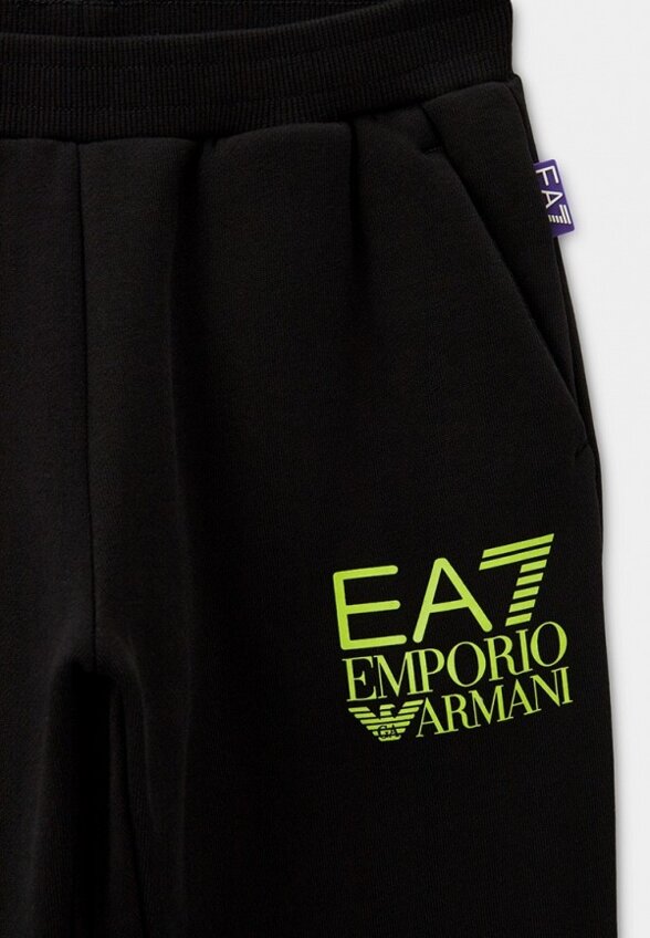 Брюки спортивные EA7