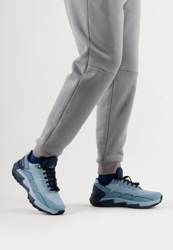 Кроссовки Baasploa