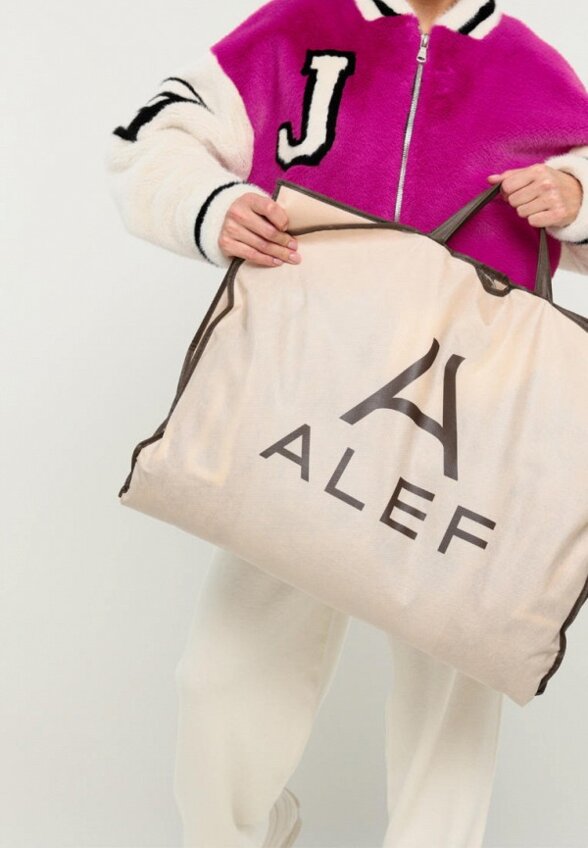 Бомбер меховой Alef