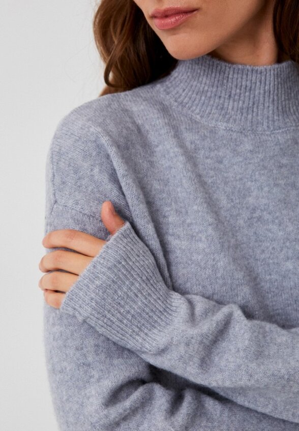 Свитер Colin's