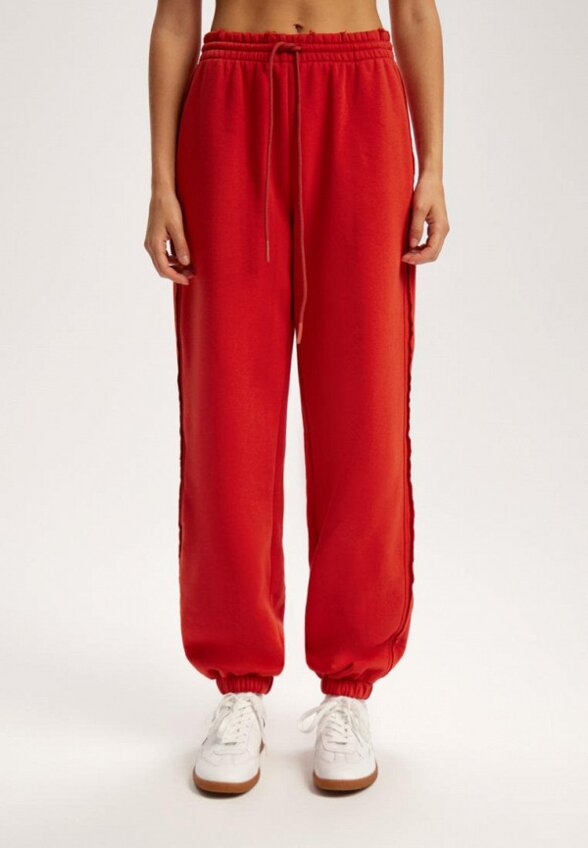 Брюки спортивные Nice One