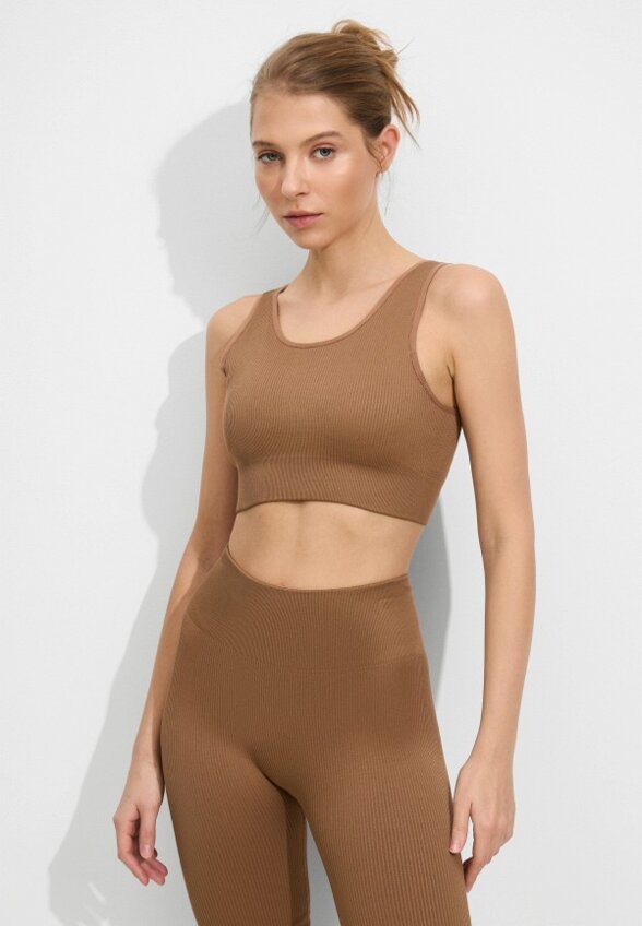 Топ спортивный Matrix Sport