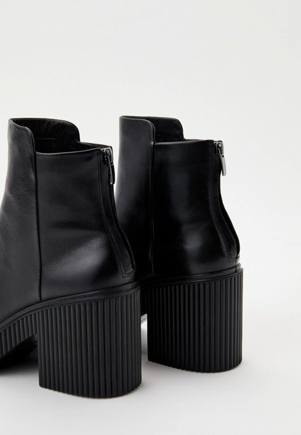 Ботильоны Ecco