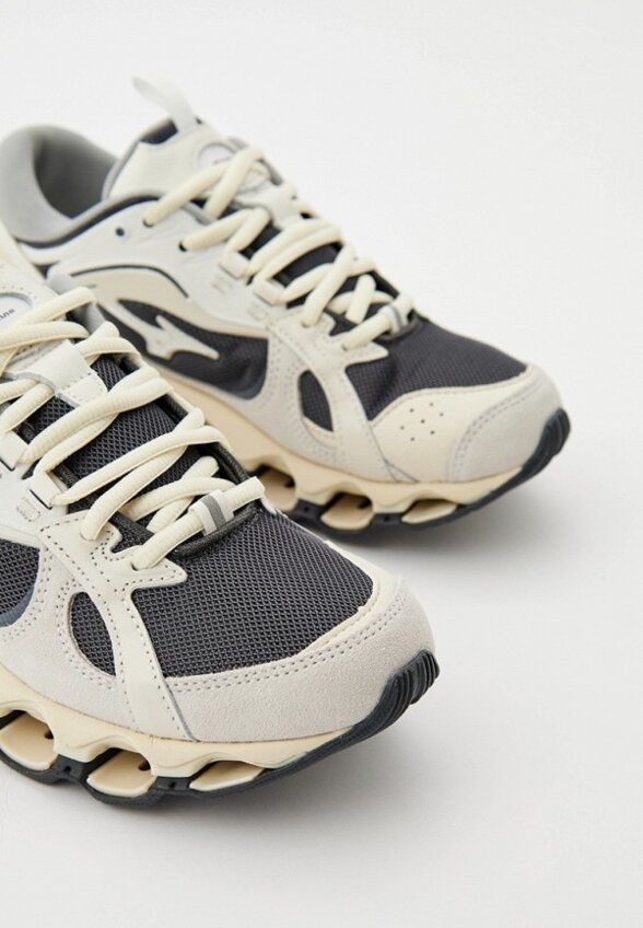 Кроссовки Mizuno